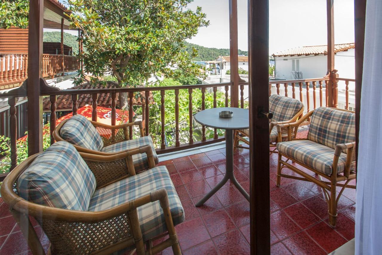 Chrissomalli Sofia Studios Skiathos Exterior foto